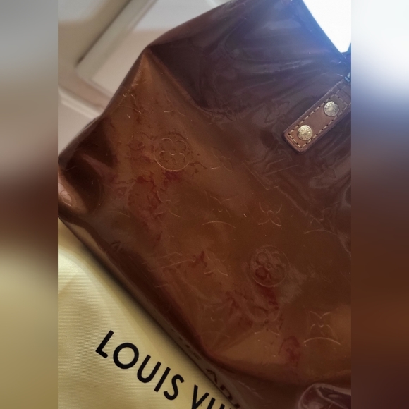 (2) authentic Louis Vuitton Vernis Purses! - Picture 10 of 16